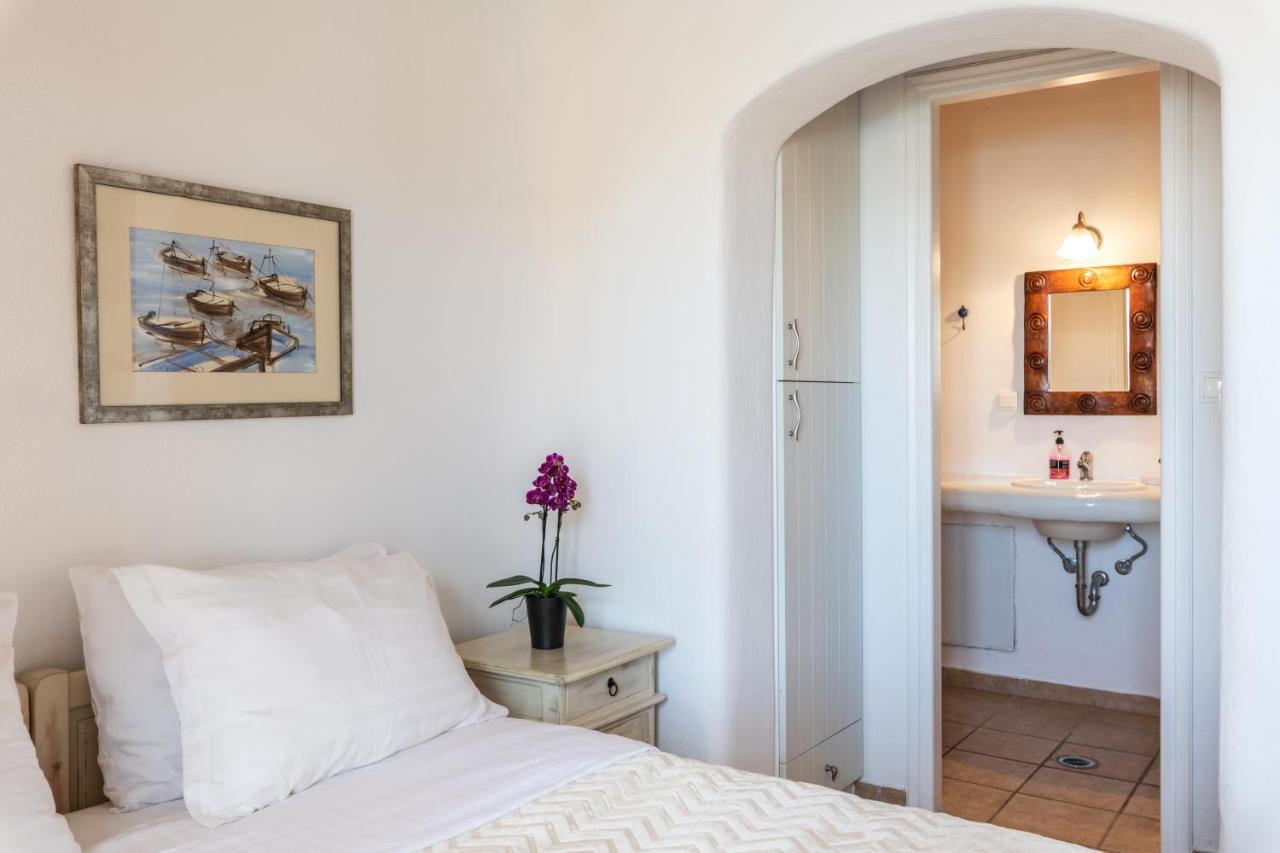 Yalos Mykonos Ornos Pouli Private Apartments W Shared Swimming Pool Mykonos Town Dış mekan fotoğraf